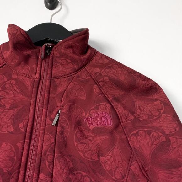 The North Face TNF Apex Maroon Jacket - Picture 4 of 6
